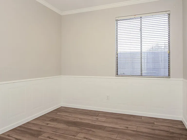 1990 E Browning Pl — Photo 12