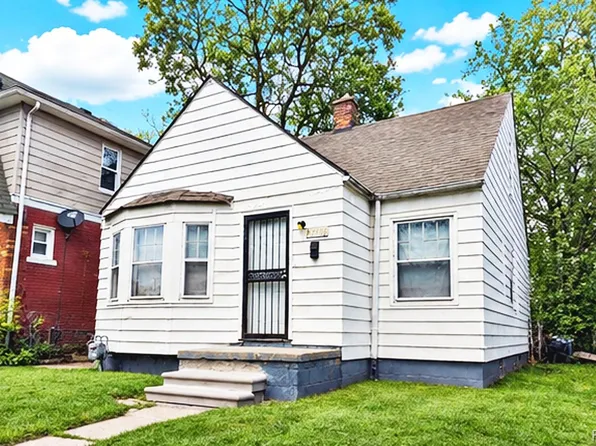 15762 Strathmoor St, Detroit, MI 48227