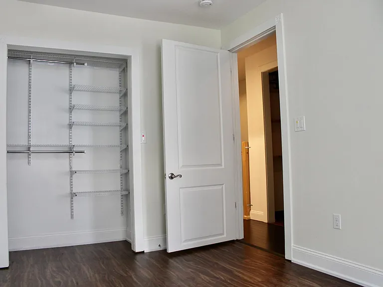 221 Jacksonia St — Photo 13