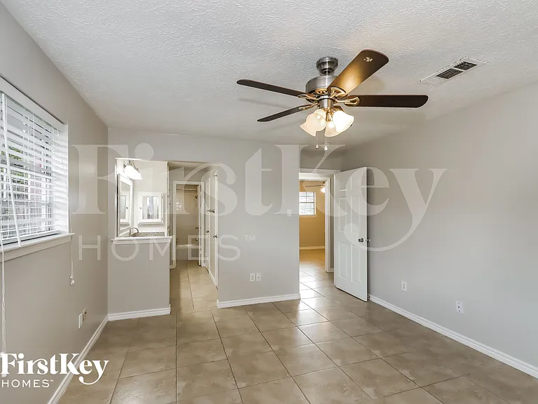 10022 Sweet Gum Ln — Photo 9