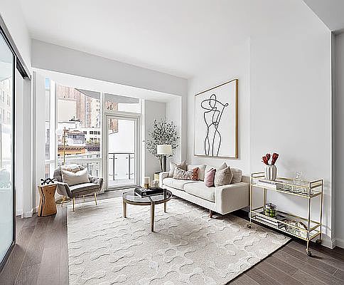 1st image of 19 Park Pl #3B