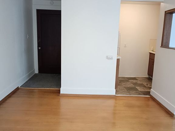 4th image of 314 3rd St N #203