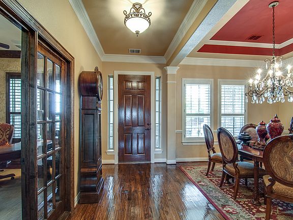3rd image of 7338 May Hall Dr