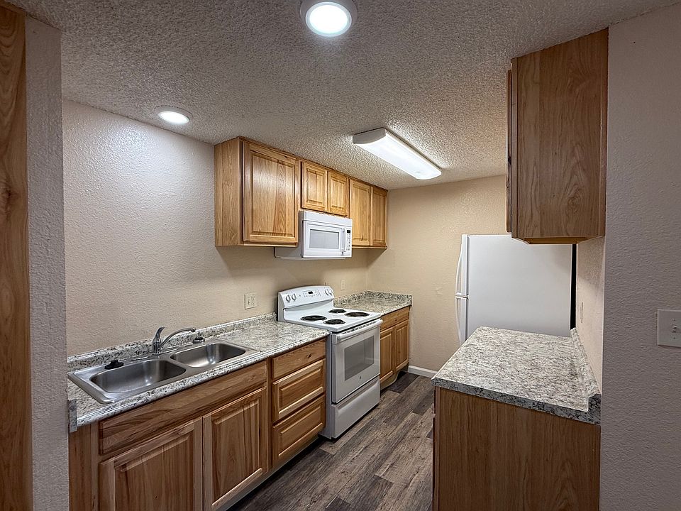 2nd image of 319 David St APT 4