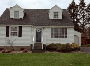 75 Ridgewood Rd, Rochester, NY 14626