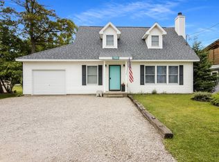 7515 Crystal Beach Rd NW, Rapid City, MI 49676