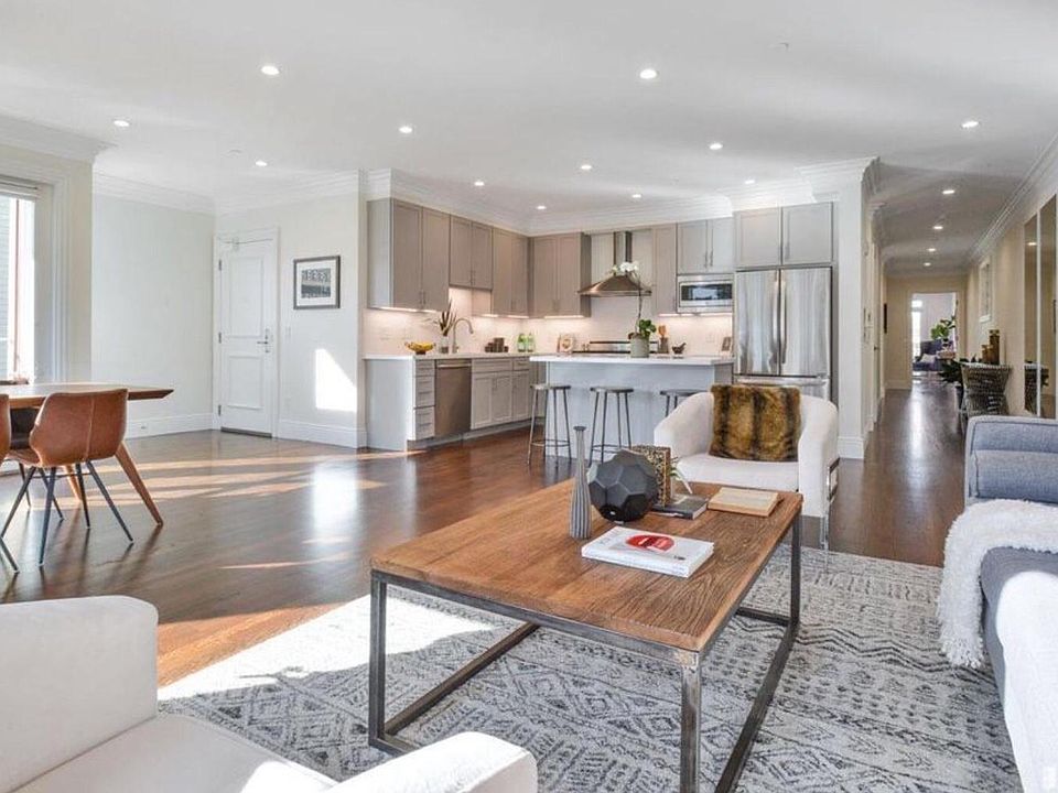 Living/Dinning Room