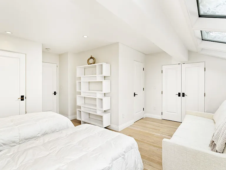 100 N 8th St #20 — Photo 12