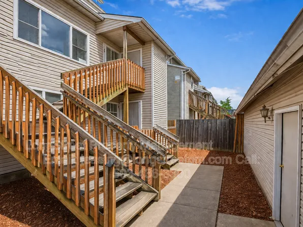 13027 NE Prescott Dr APT A, Portland, OR 97230
