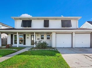 357 Brookmeade Dr, Gretna, LA 70056