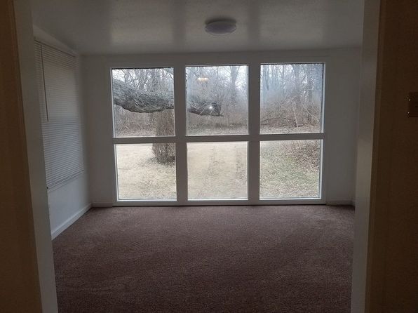 125 Superior Dr