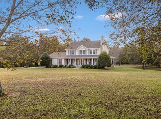 2125 Paradise Dr, Lewisburg, TN 37091
