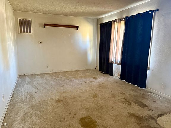 4th image of 601 Belzer Dr
