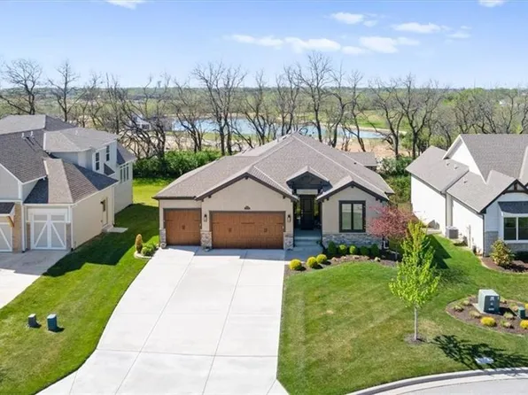 22635 W 89th St, Lenexa, KS 66227
