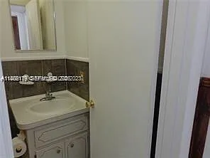 2901 NW 47th Ter #248B — Photo 20