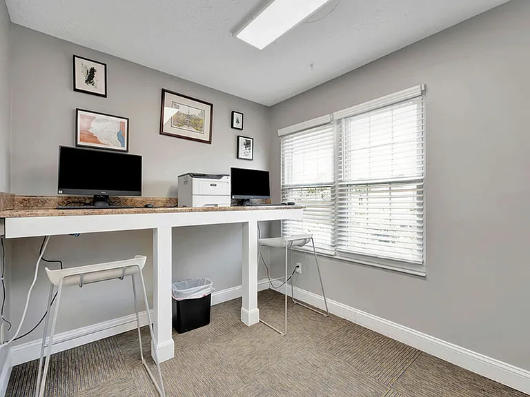 Business Center and Computer Lab at The Commons Student Apartments in Oxford, OH