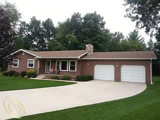 6921 Rink Dr, Genoa Twp