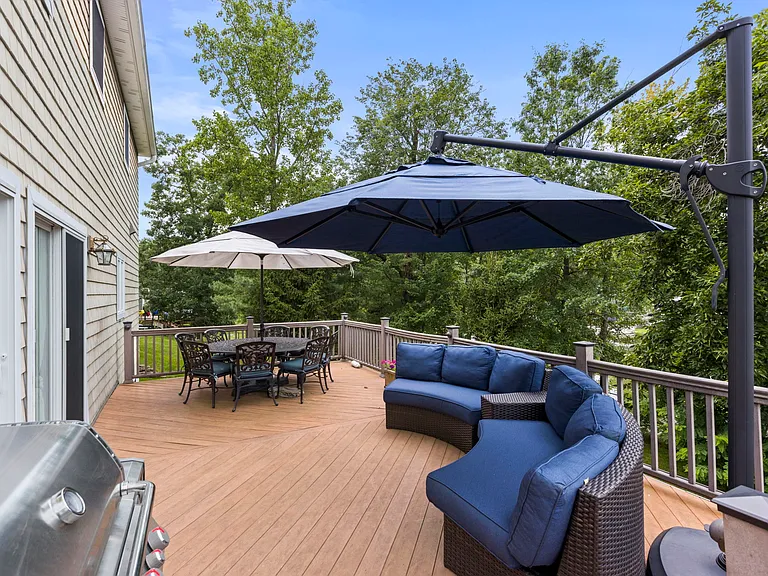 27 Ringwood Ln — Photo 19