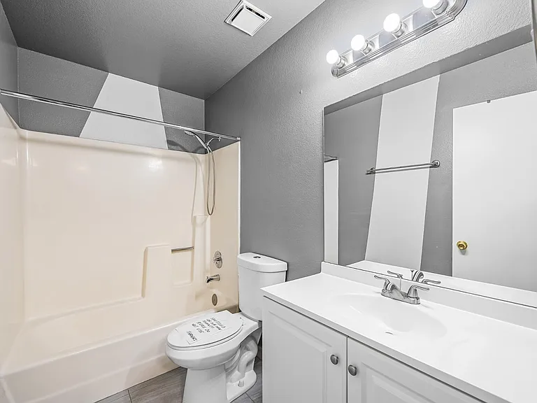 1455 N Alma School Rd #11 — Photo 5