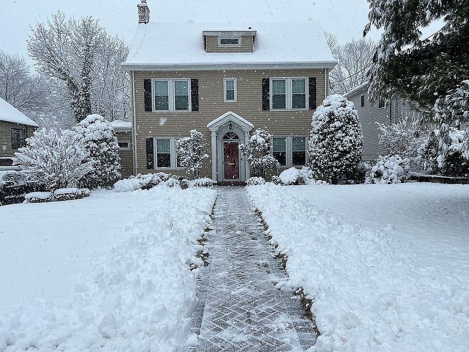 2nd image of 169 Highfield Ln