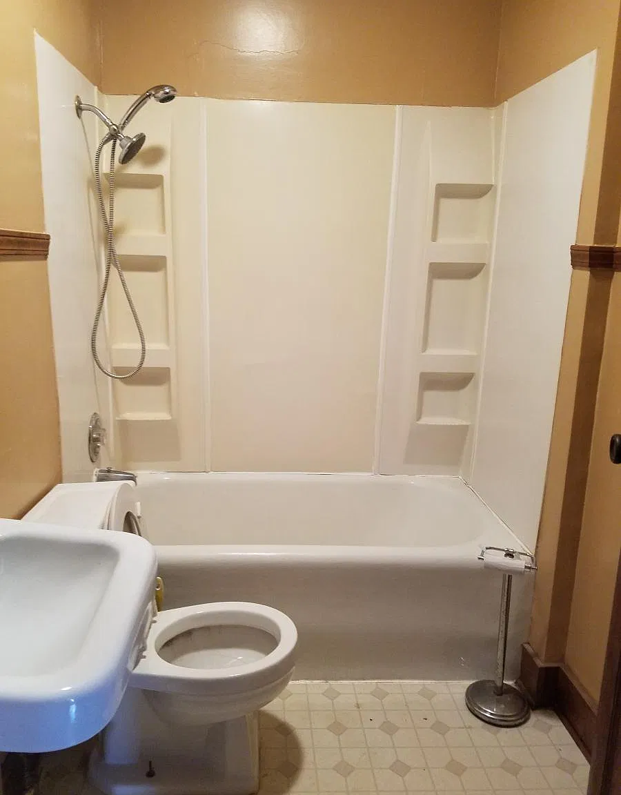 2 bed, 930 sqft, $825 — Photo 3