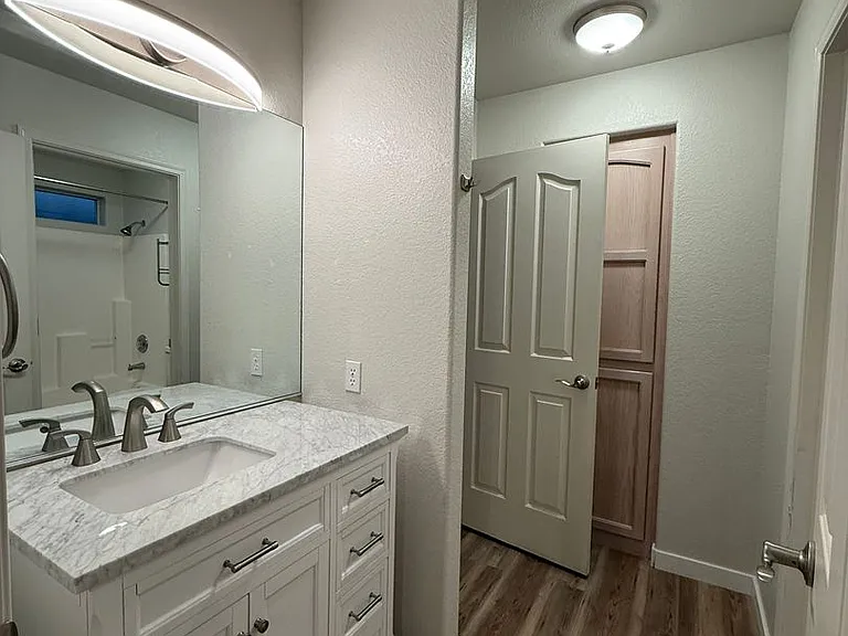 3346 Fountain Palm Dr — Photo 20