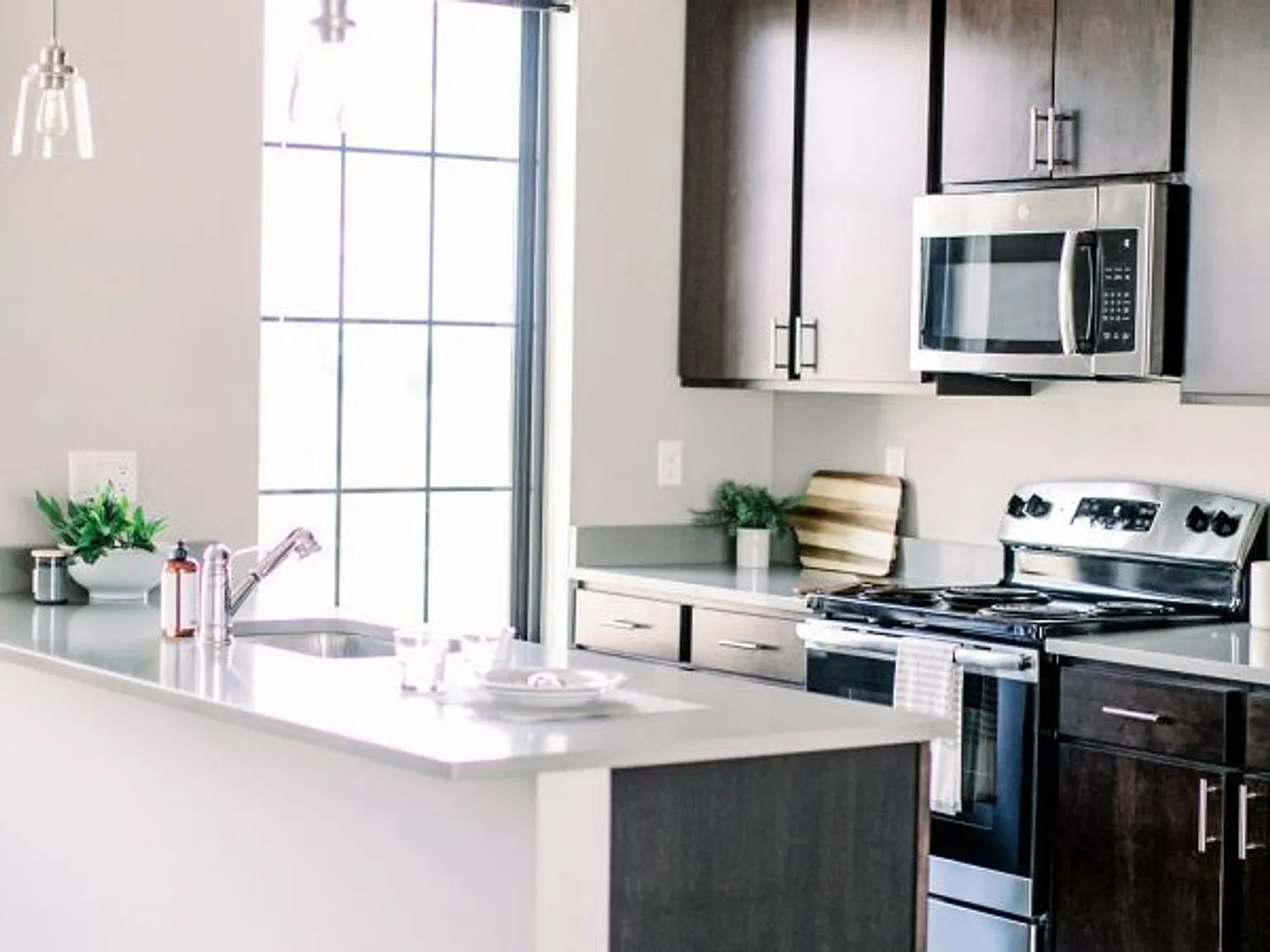 District Brownstone Townhomes — Photo 2