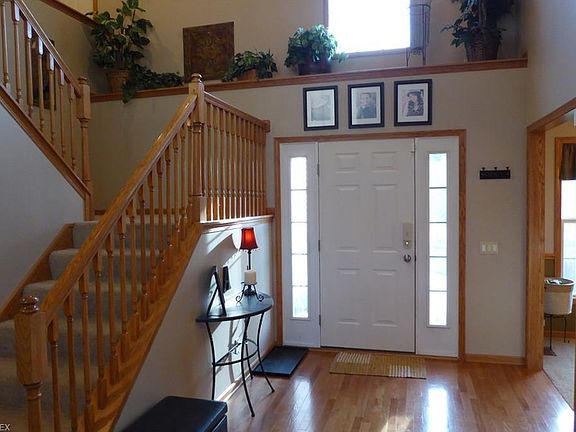 3rd image of 1574 Manfrass Dr