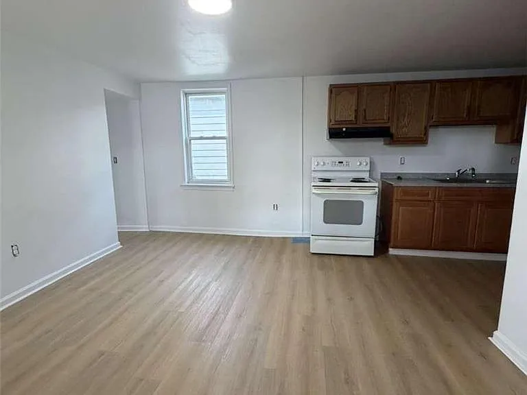 503 Dock St #B — Photo 5