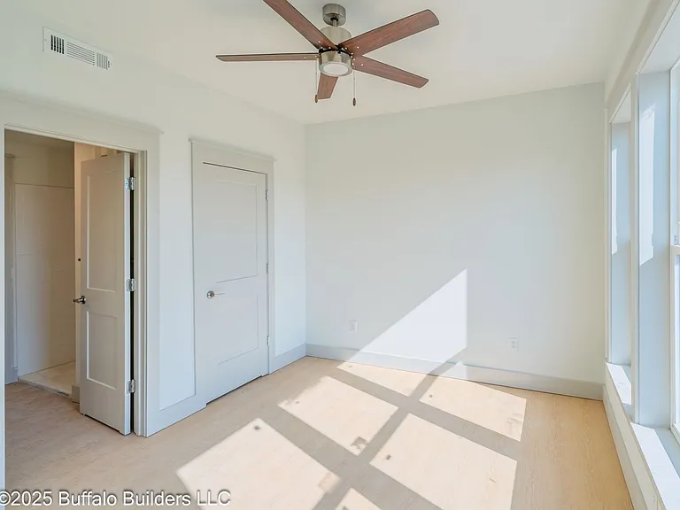 The Fitzgerald Apartments - Downtown Springdale — Photo 41