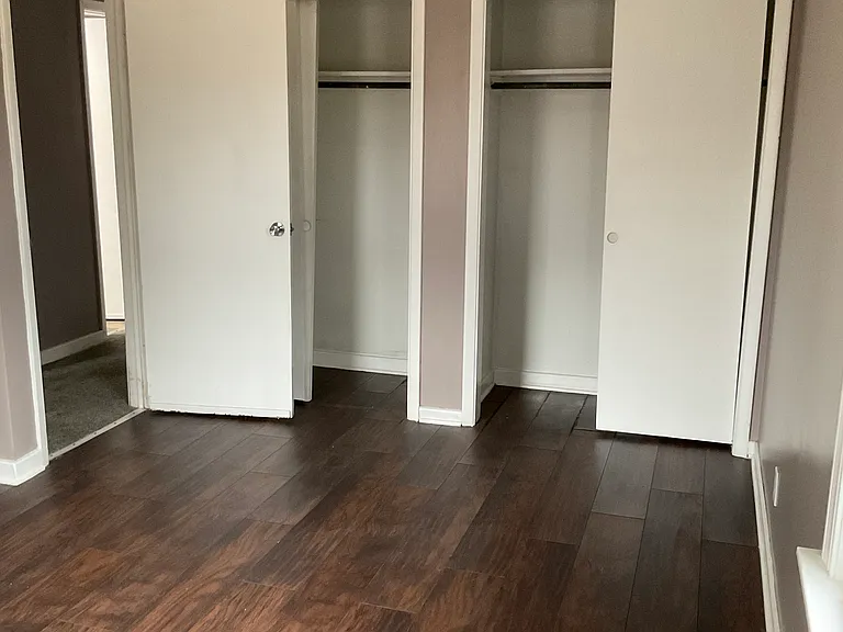 5890 Downing Dr — Photo 2
