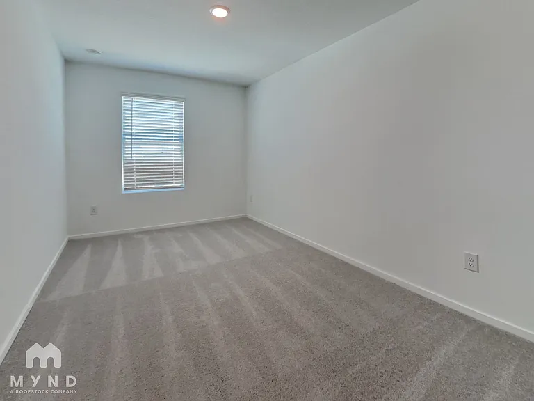 539 Layne Overlook — Photo 16