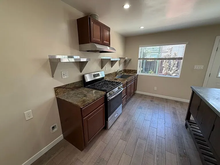 3237 Madison St #A — Photo 10