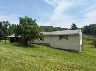 521 Aspen Rd, Petrolia, PA 16050