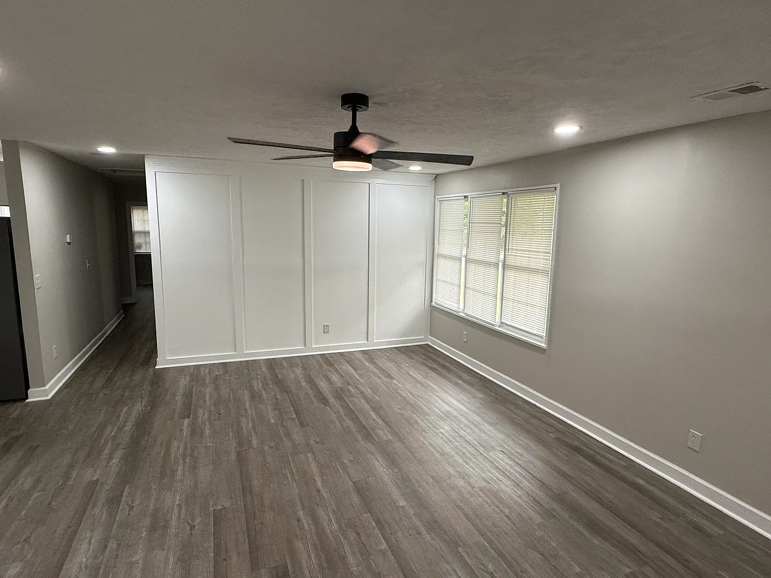 3 bed, 1.5 bath, 1212 sqft, $1,375 — Photo 2