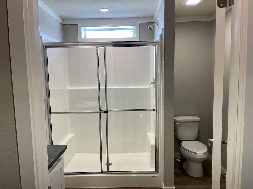 2 bed, 2.0 bath, 820 sqft, $1,549 — Photo 3