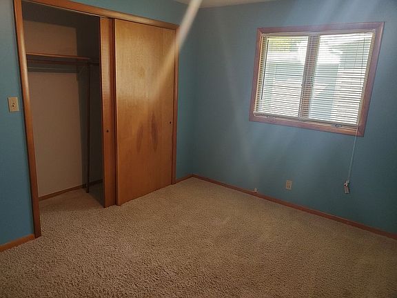 3rd image of 134 W Sumner St