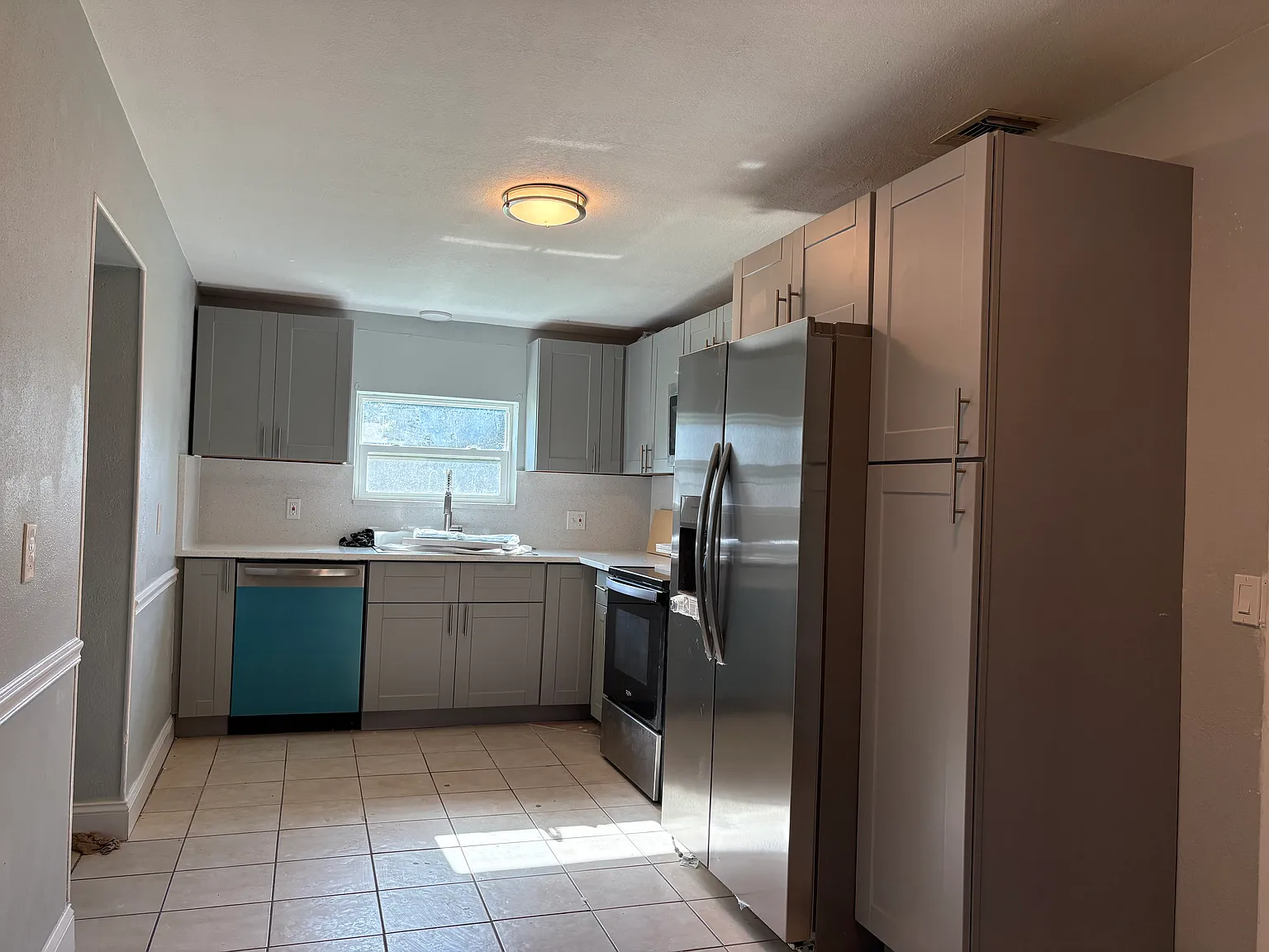 3 bed, 1460 sqft, $1,800 — Photo 2