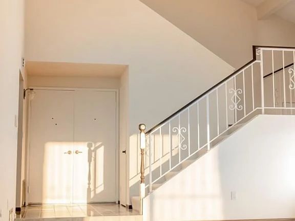 5th image of 8148 Dicenza Ln #8148
