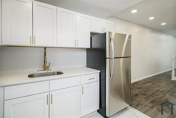 2547 N Lee St — Photo 5
