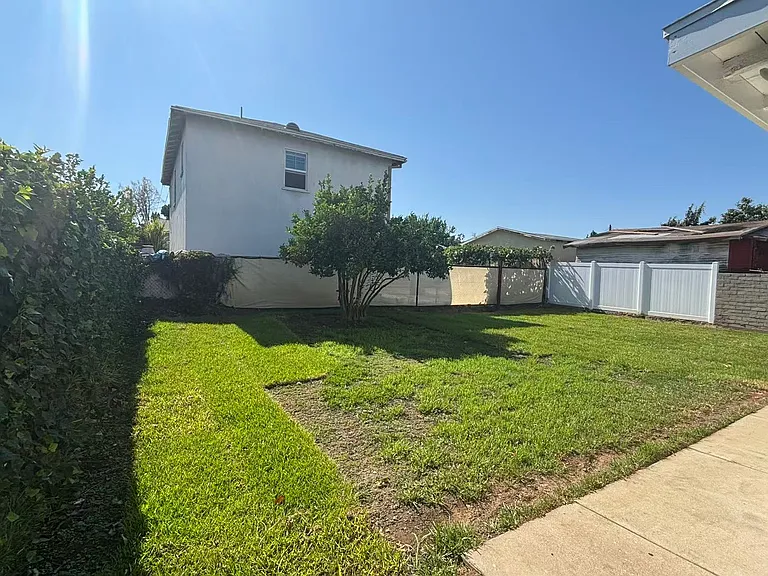 615 1/2 S Marguerita Ave — Photo 13
