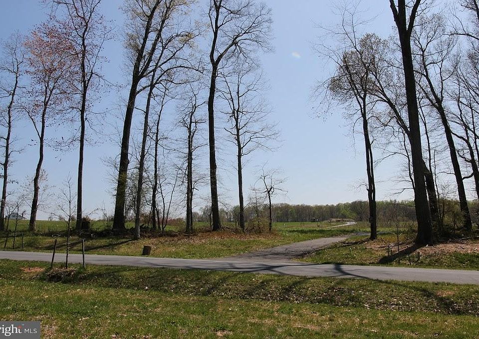 2nd image of 15327 Forest Lake Ct