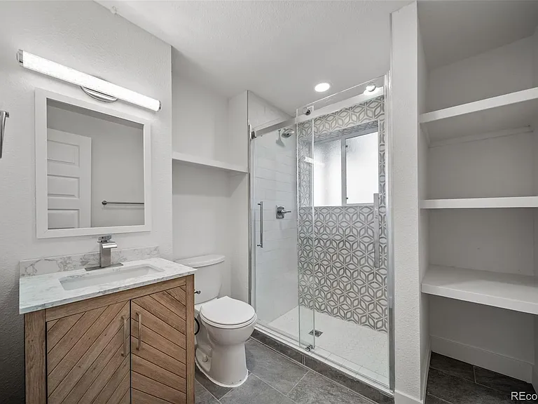15989 E 18th Pl — Photo 28