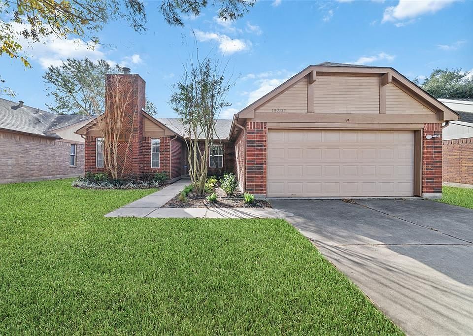 1st image of 19307 Misty Cove Dr