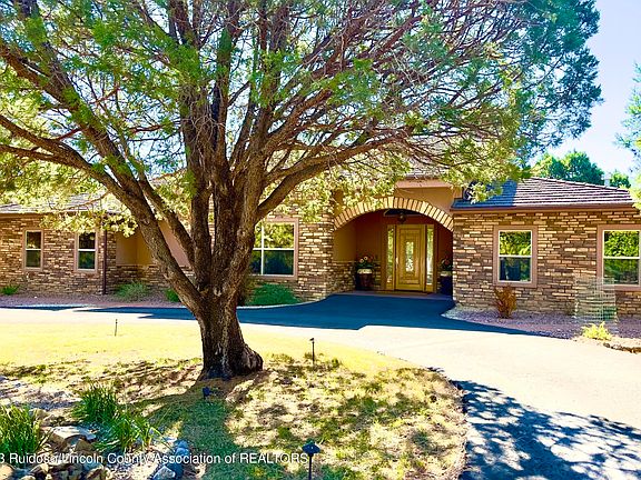 2nd image of 194 Deer Park Dr