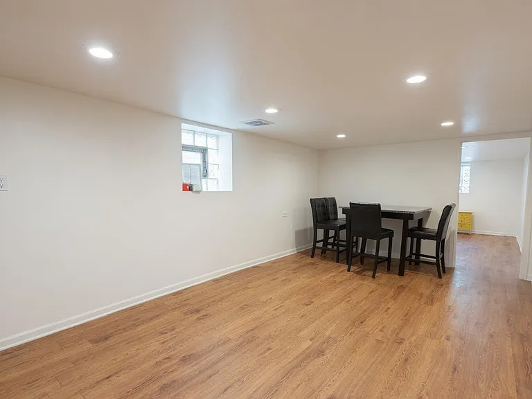 4047 N Moody Ave #GDN — Photo 3