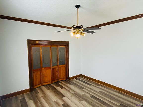 2nd image of 3000 Orleans Ave