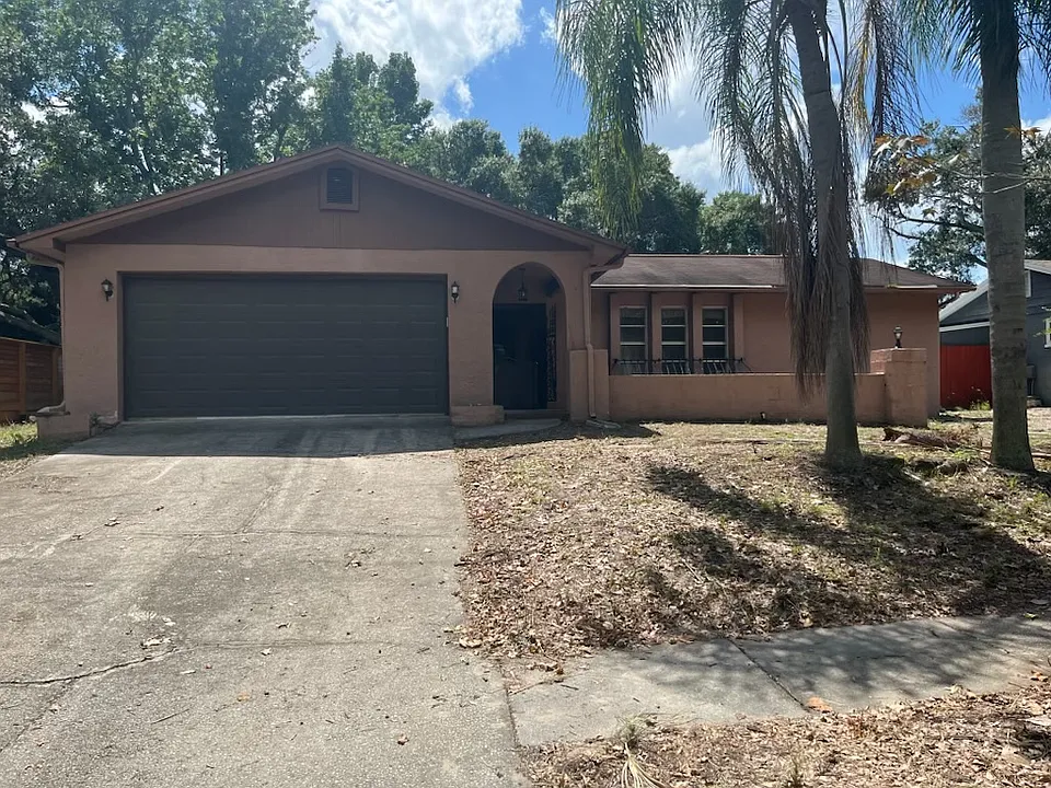 1315 Crossbow Ln