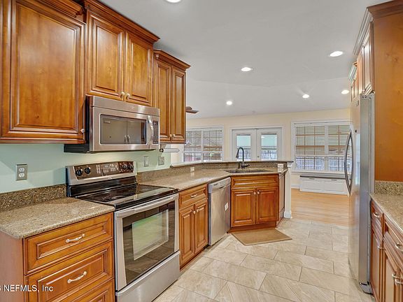 5th image of 1536 HARBOR OAKS Road