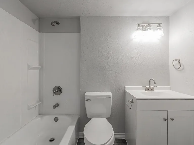 Unit Photo